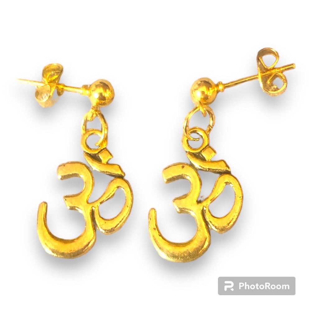 Gold plated Om earrings